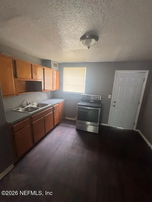 1658 W 10 Street, Jacksonville, FL 32209