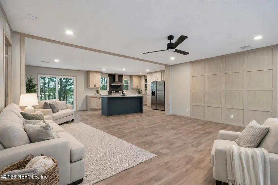 6109 Center Circle, Keystone Heights, FL 32656 - #2