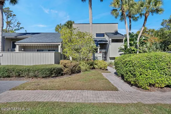 10025 Sawgrass E Drive, Ponte Vedra Beach, FL 32082