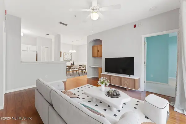 8601 Beach Boulevard #320, Jacksonville, FL 32216