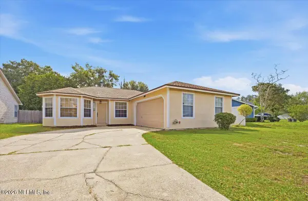 8139 Fieldside W Drive, Jacksonville, FL 32244