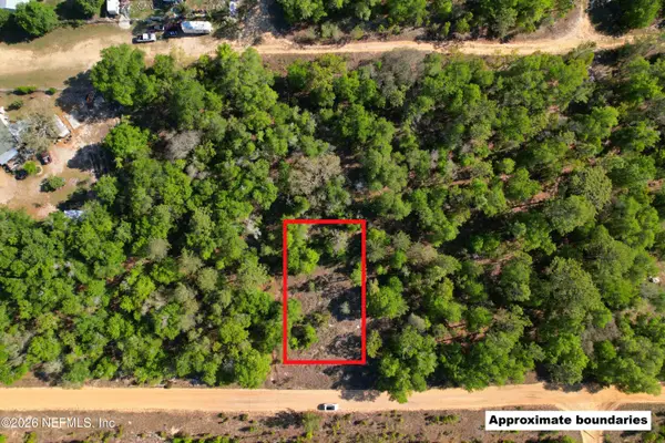 115 Duval Avenue, Interlachen, FL 32148