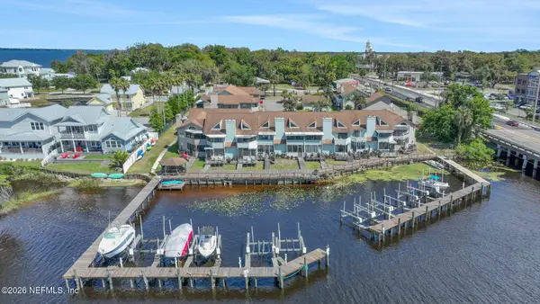 118 Governor Street #208, Green Cove Springs, FL 32043