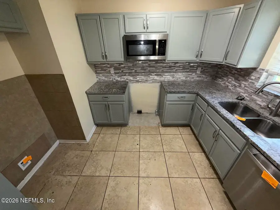 8050 Lourdes S Drive, Jacksonville, FL 32210 - #3