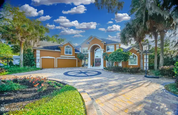 1326 Charter E Court, Jacksonville, FL 32225