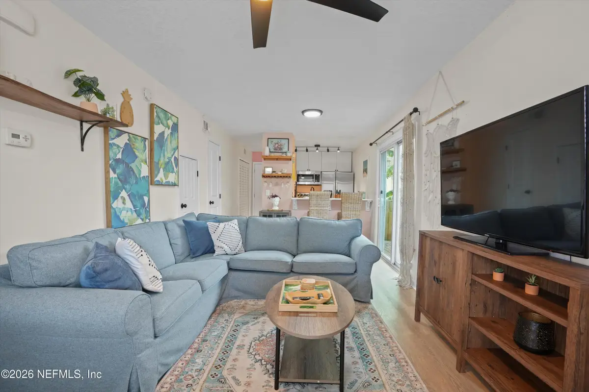 537 6th S Avenue, Jacksonville Beach, FL 32250 - #1