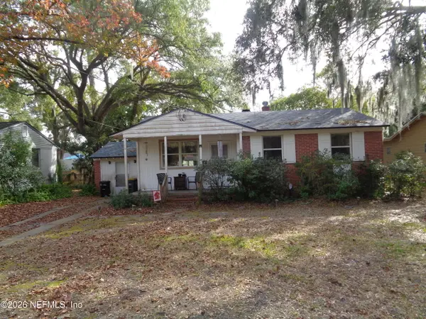 1940 Lakewood S Circle, Jacksonville, FL 32207