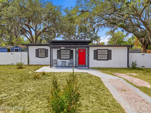 6144 Fordham W Circle, Jacksonville, FL 32217