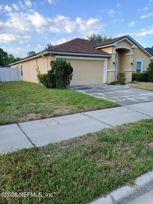 6389 Pinewood Hills Drive, Jacksonville, FL 32218