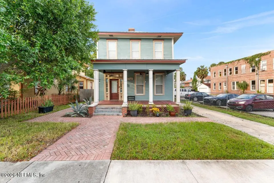 231 W 6th Street, Jacksonville, FL 32206 - #1