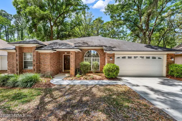 1424 Running Brook Court, Jacksonville, FL 32225