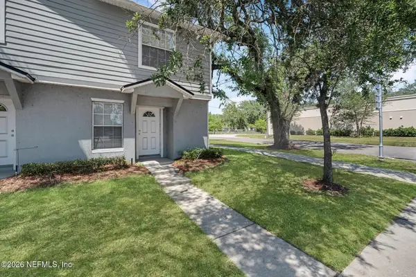 8400 Mcgirts Village Lane, Jacksonville, FL 32210