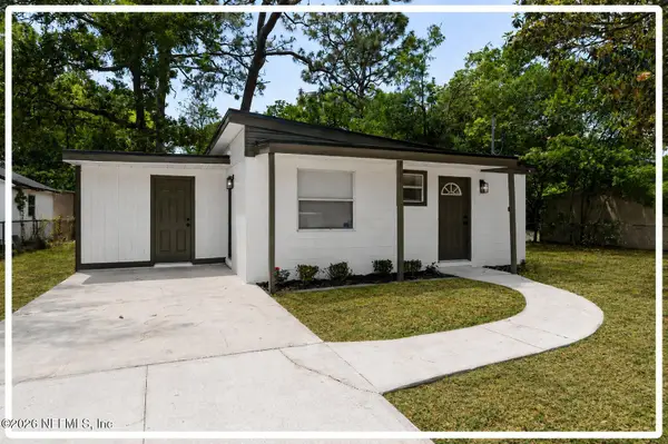 10471 Keuka Drive, Jacksonville, FL 32218