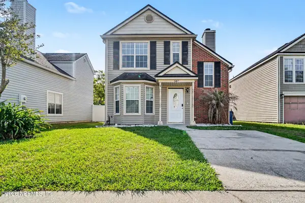 587 Staffordshire E Drive, Jacksonville, FL 32225