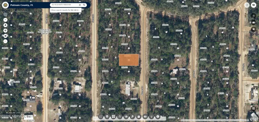 211 Morse Avenue, Interlachen, FL 32148 - #2
