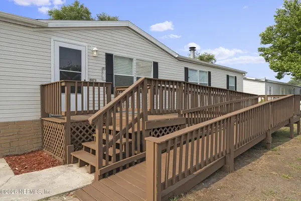 8873 Pisces S Circle, Jacksonville, FL 32222