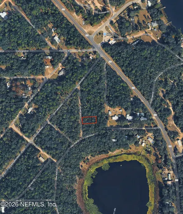 106 SE 9th Street, Interlachen, FL 32148