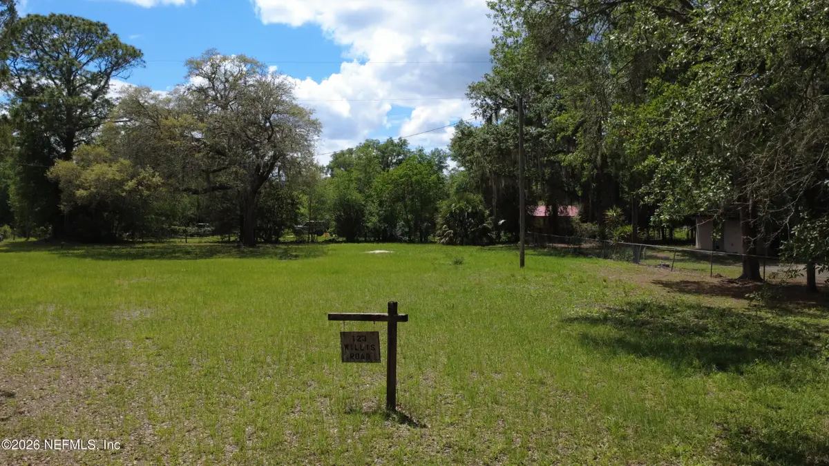 123 Willis Road, Interlachen Florahome, FL 32147 - #1