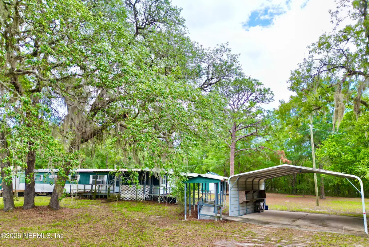 208 Country Living Circle, Melrose, FL 32666 - #1