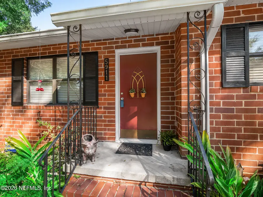 5911 Hyde Park Circle, Jacksonville, FL 32210 - #3