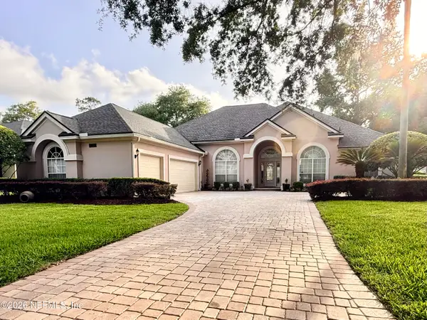 3740 Wexford Hollow E Road, Jacksonville, FL 32224