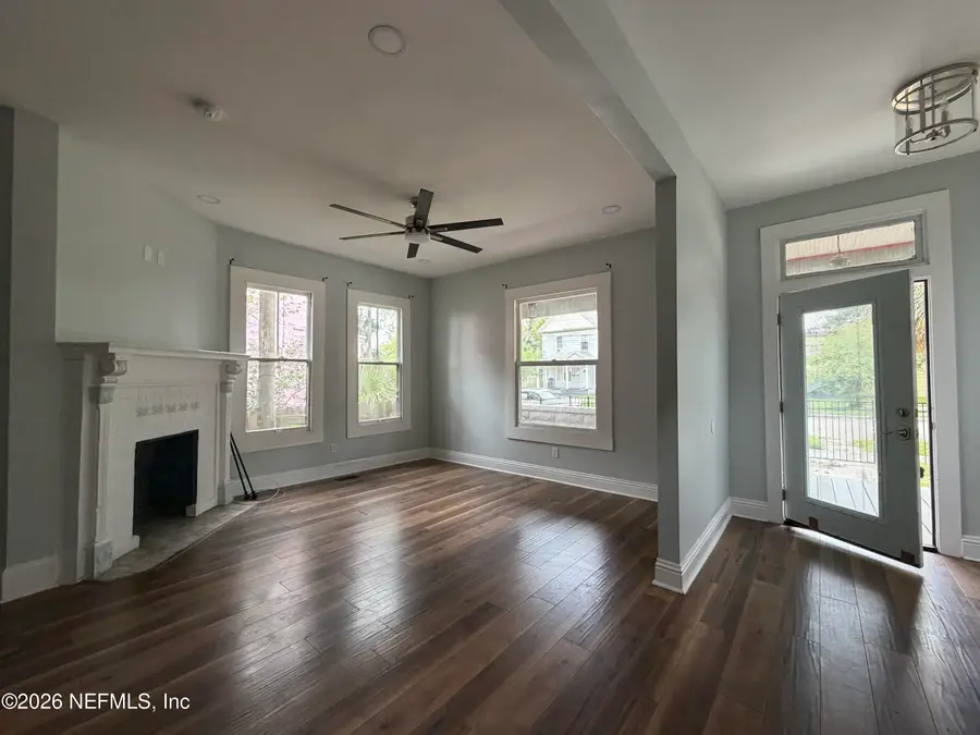 129 E 5th Street, Jacksonville, FL 32206 - #3