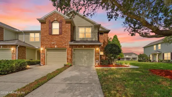 6990 Roundleaf Drive, Jacksonville, FL 32258