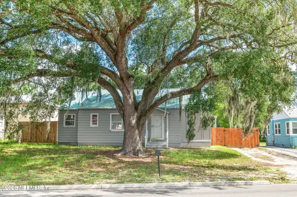 2416 Crill Avenue, Palatka, FL 32177