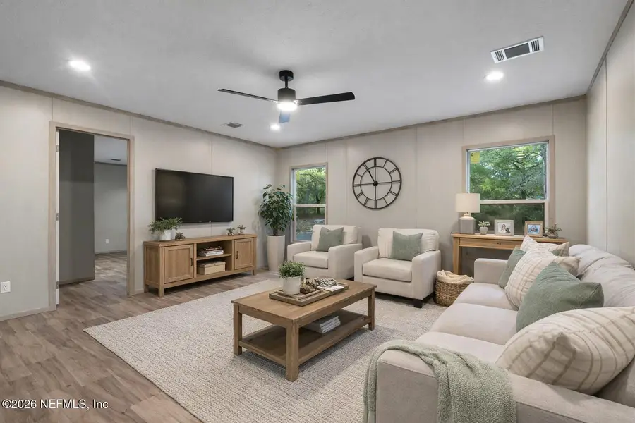 6109 Center Circle, Keystone Heights, FL 32656 - #2