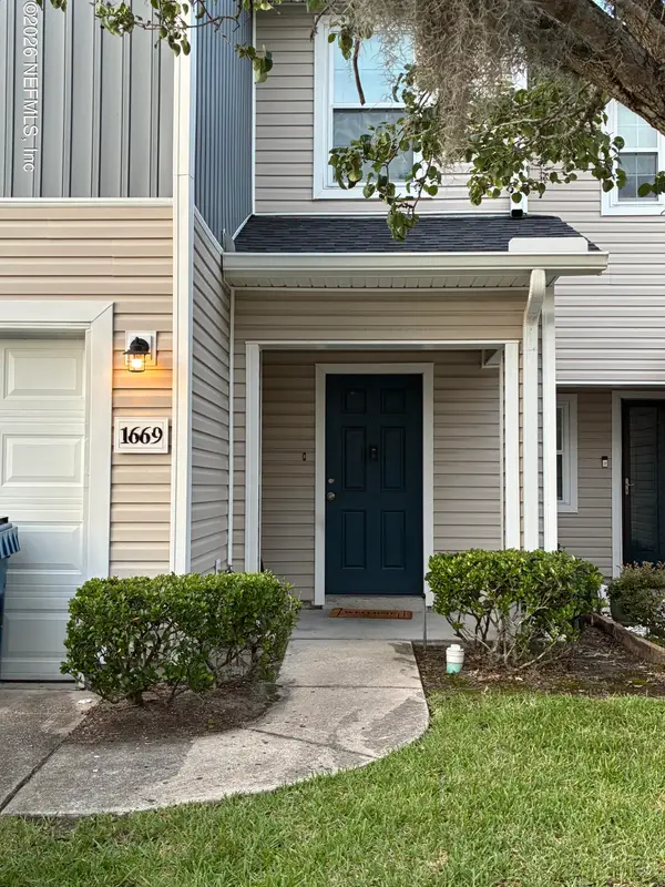 1669 Biscayne Bay Circle, Jacksonville, FL 32218