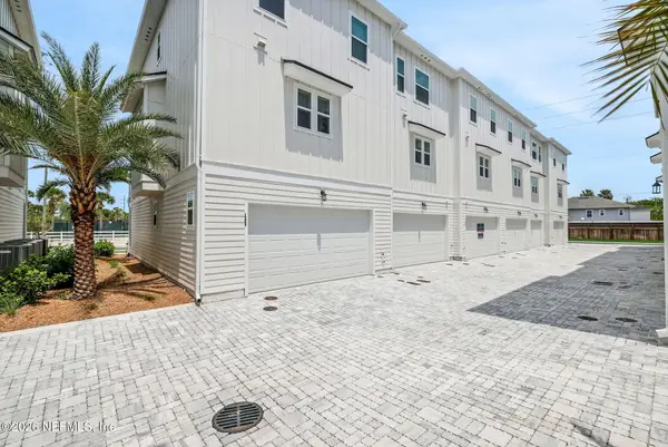 1011 1st N Avenue, Jacksonville Beach, FL 32250