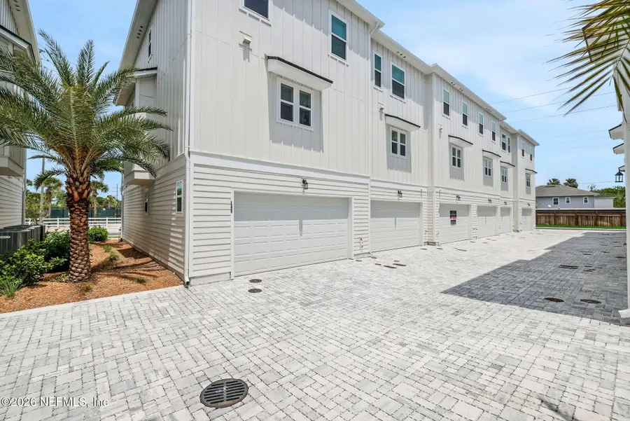 1011 1st N Avenue, Jacksonville Beach, FL 32250 - #2