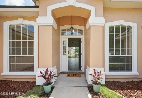 13796 Fish Eagle W Drive, Jacksonville, FL 32226