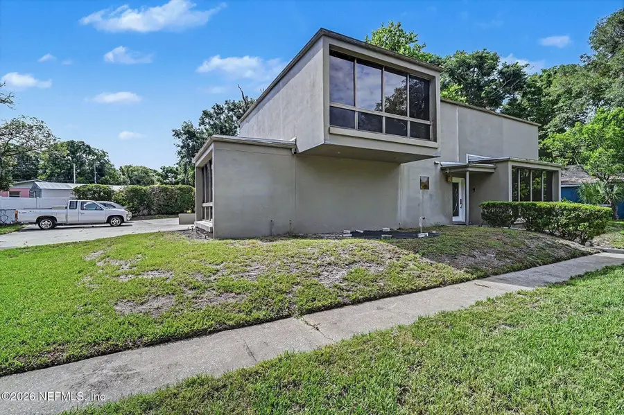633 S Delaware Avenue, Deland, FL 32720 - #3