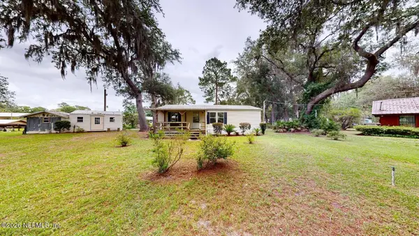 142 Waterside Avenue, Satsuma, FL 32189