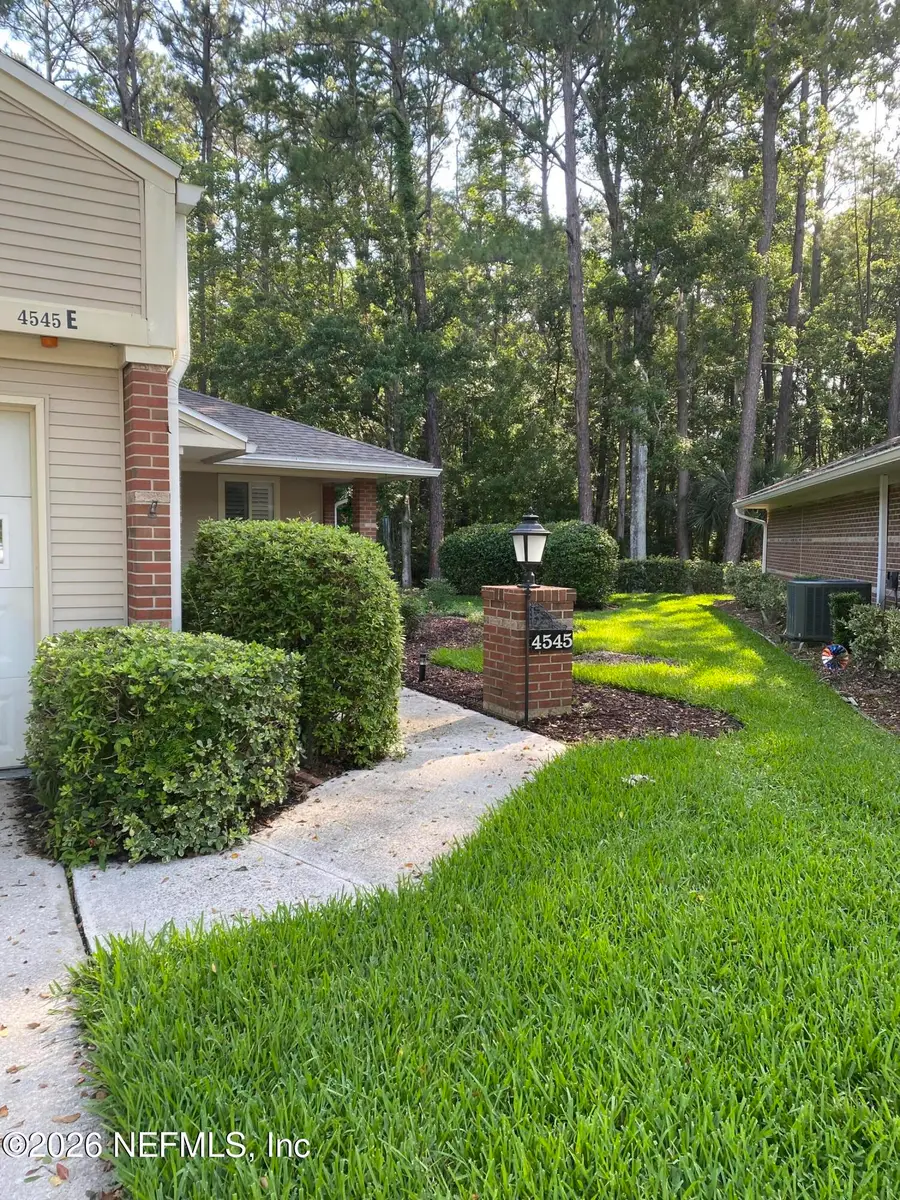 4545 Middleton Park E Circle, Jacksonville, FL 32224 - #2