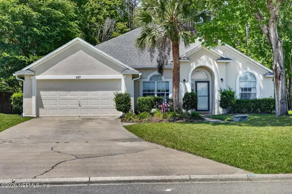 257 Johns Glen Drive, St. Johns, FL 32259