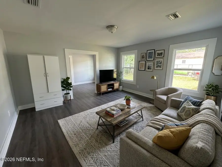 72 E 32 Street, Jacksonville, FL 32206 - #3