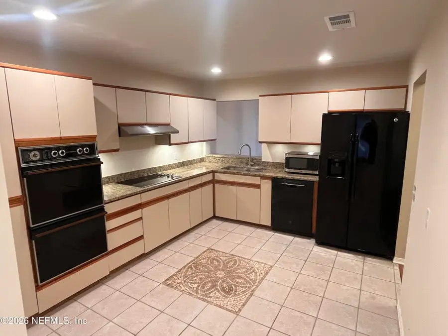 3820 Lavista Circle #113, Jacksonville, FL 32217 - #3
