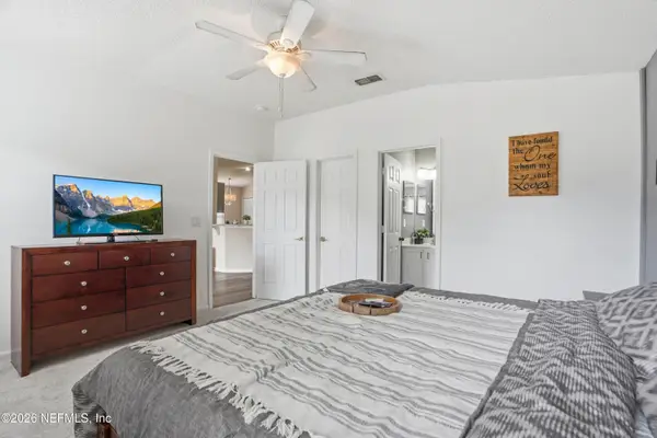 3239 Deuce Court, Jacksonville, FL 32277