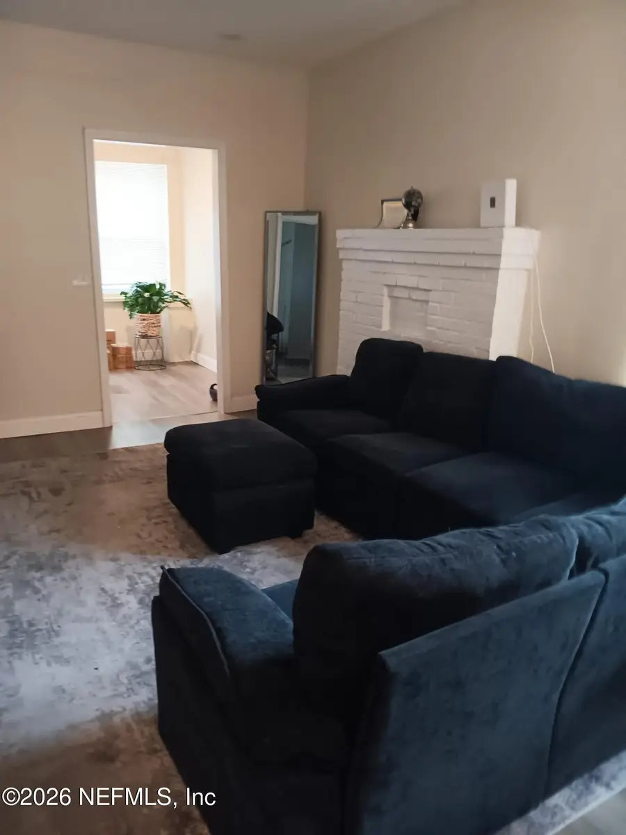 325 W 17th Street, Jacksonville, FL 32206 - #3