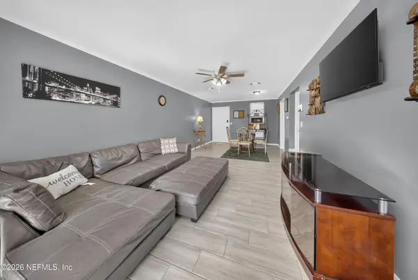 1647 El Camino Road #3, Jacksonville, FL 32216