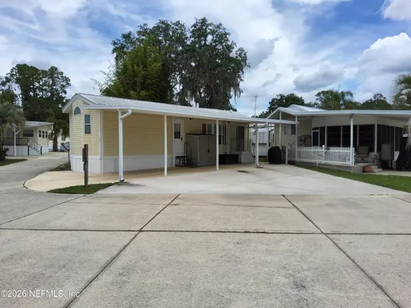 1074 Front Street #84, Welaka, FL 32193