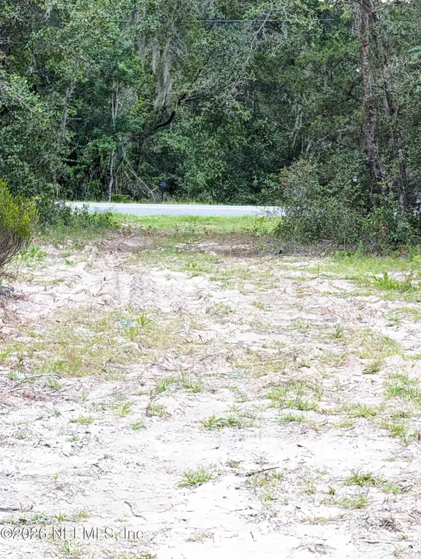 238 Keuka Road, Interlachen, FL 32148