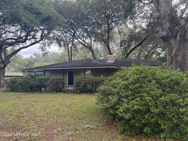 8647 Hipps Road, Jacksonville, FL 32244