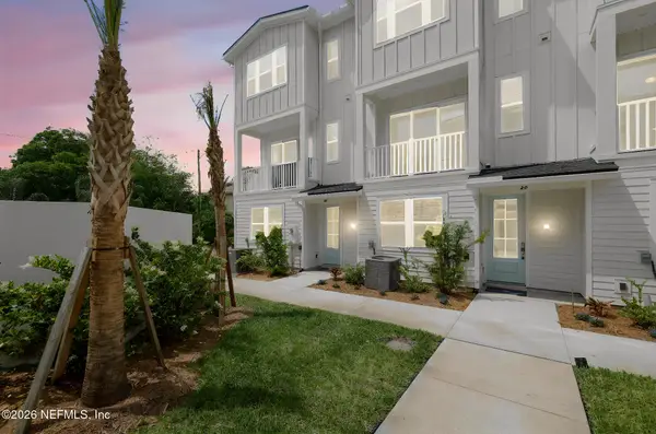 22 N Beach Way, Jacksonville Beach, FL 32250