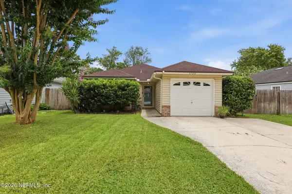 1725 Ashmore Green Drive, Jacksonville, FL 32246