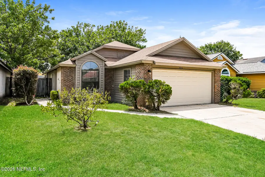 3846 Union Pacific E Drive, Jacksonville, FL 32246 - #2