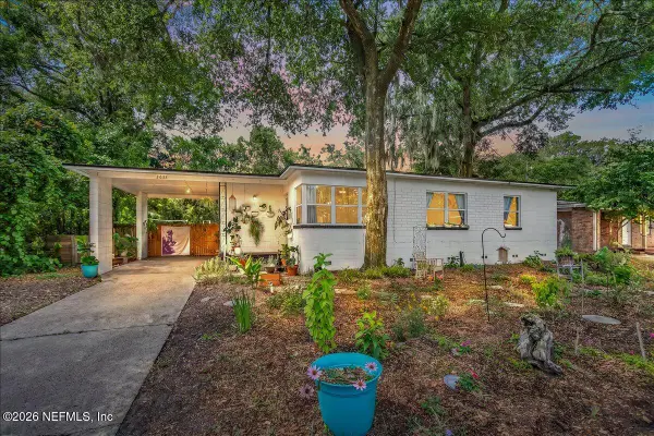 3633 Rendale N Drive, Jacksonville, FL 32210