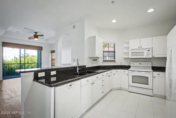 315 Via Castilla #204, St. Augustine, FL 32095